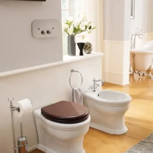 CASTELLANA vaso + bidet a terra con coprivaso in legno Bestseller